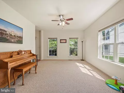 48 Patapsco Cir, Falling Waters, WV 25419 photo 10