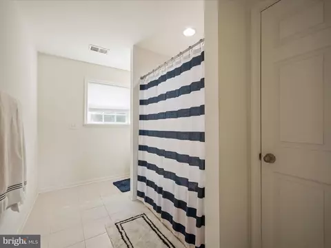 48 Patapsco Cir, Falling Waters, WV 25419 photo 17