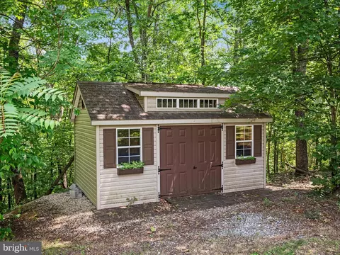 48 Patapsco Cir, Falling Waters, WV 25419 photo 37