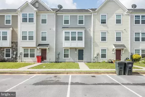 45 Private Ct, Bunker Hill, WV 25413