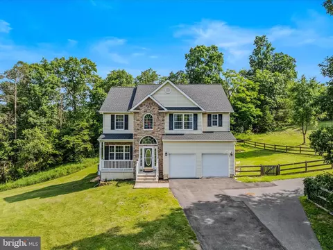 362 Aztec Dr, Martinsburg, WV 25405