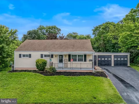927 Kaufman Ave, Martinsburg, WV 25404