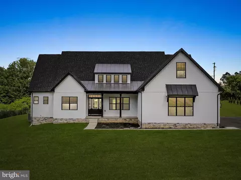 139 Elegant Dr, Martinsburg, WV 25403