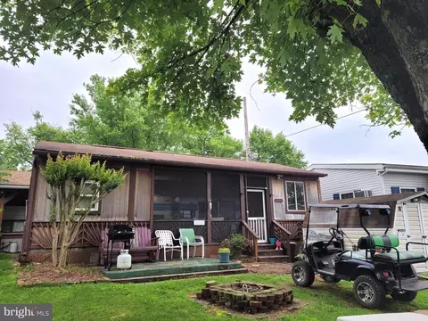 Block 32 Lot 3 Hilo Road, Falling Waters, WV 25419