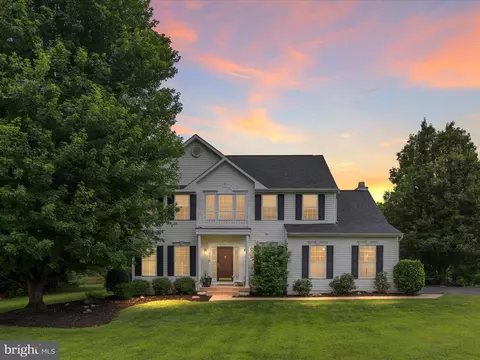 326 Pinnacle Dr, Bunker Hill, WV 25413
