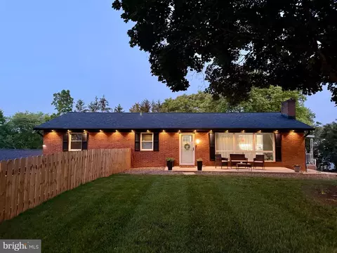 2446 Hedgesville Rd, Martinsburg, WV 25403