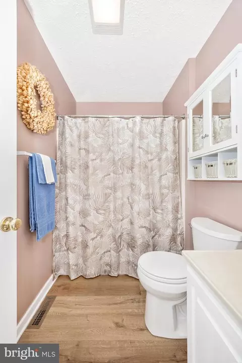 501 Macintosh Dr, Falling Waters, WV 25419 photo 32