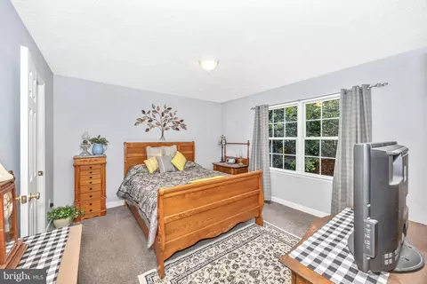 501 Macintosh Dr, Falling Waters, WV 25419 photo 19
