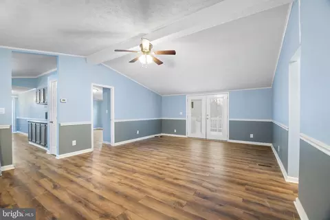 92 Pauls Pl, Falling Waters, WV 25419 photo 7