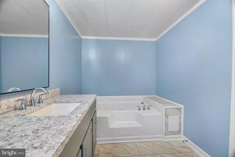 92 Pauls Pl, Falling Waters, WV 25419 photo 17