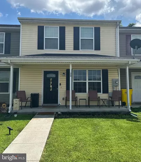 28 Defy Ln, Inwood, WV 25428