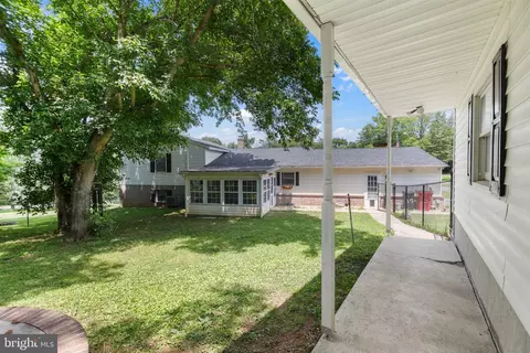 35 Hearthside Dr, Falling Waters, WV 25419 photo 41