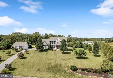80 Varick Trl, Hedgesville, WV 25427