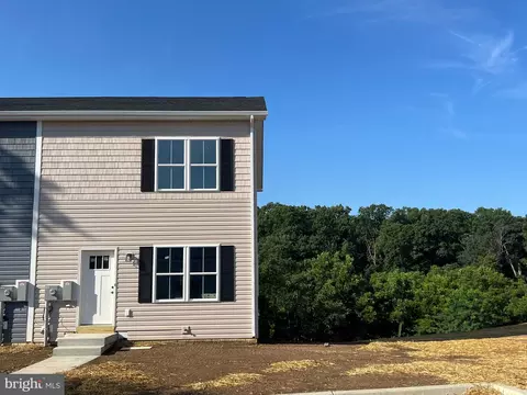 114 Marineris Cir, Martinsburg, WV 25405