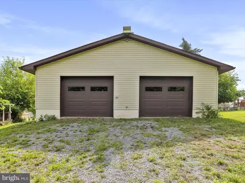 2211 Koontztown Rd, Falling Waters, WV 25419
