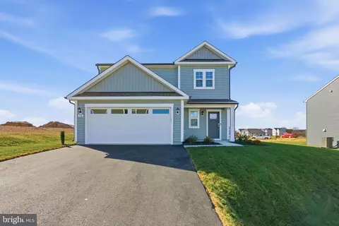 716 Outrigger Rd, Inwood, WV 25428