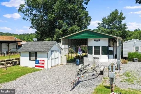 27 Us 1, Falling Waters, WV 25419 photo 3