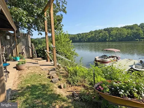 27 Us 1, Falling Waters, WV 25419 photo 17