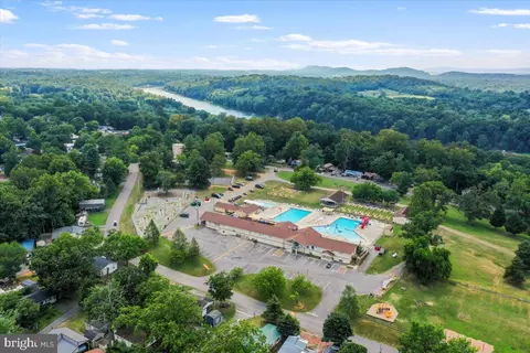 27 Us 1, Falling Waters, WV 25419 photo 44