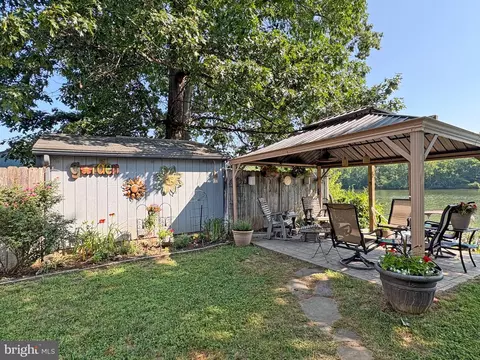 27 Us 1, Falling Waters, WV 25419 photo 18