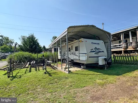 6-20 Boo Boo Blvd, Falling Waters, WV 25419