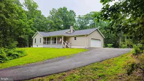 10473 Hedgesville Rd, Hedgesville, WV 25427