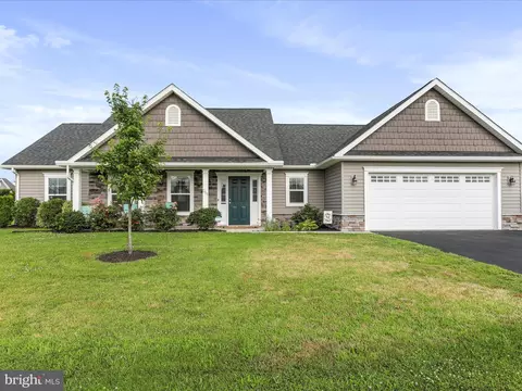 269 Barrel Race Rd, Martinsburg, WV 25404
