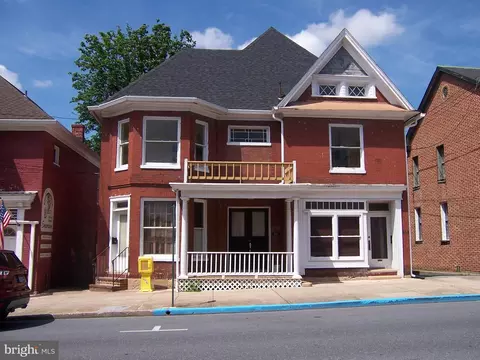 314-316 W 318 W King St, Martinsburg, WV 25401