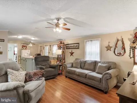 167 Zieglers Path, Falling Waters, WV 25419 photo 12