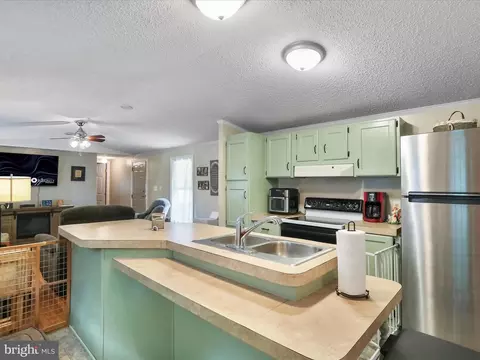 167 Zieglers Path, Falling Waters, WV 25419 photo 7
