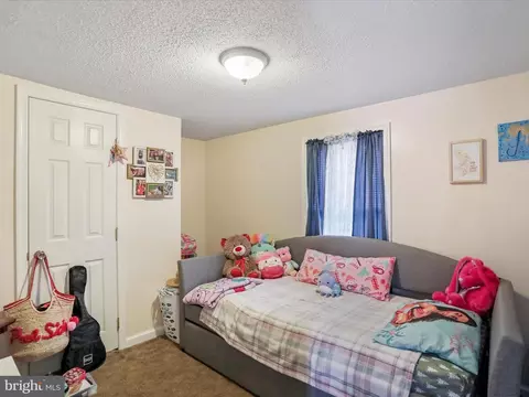 167 Zieglers Path, Falling Waters, WV 25419 photo 19