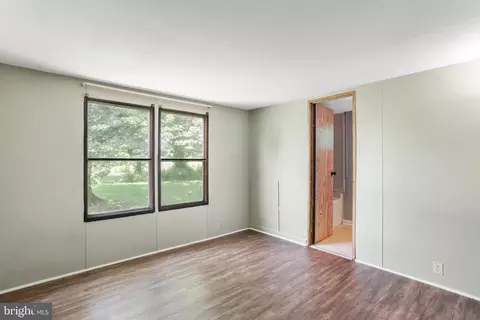 19 Regency Dr, Falling Waters, WV 25419 photo 18