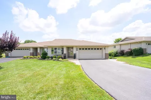 178 Arrowhead Rdg, Hedgesville, WV 25427