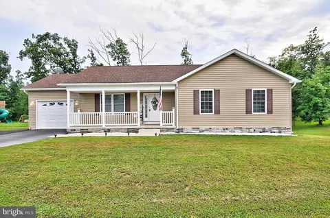 446 Basin Dr, Inwood, WV 25428