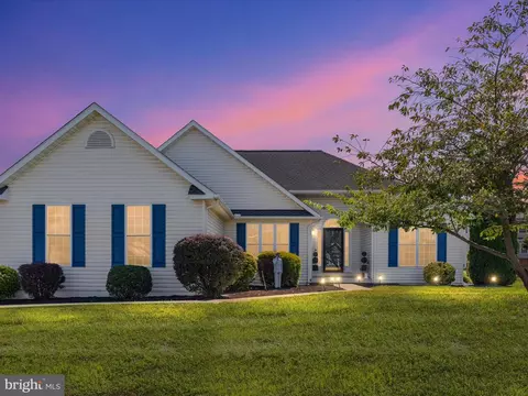 10 Vestal Gap Way, Martinsburg, WV 25404
