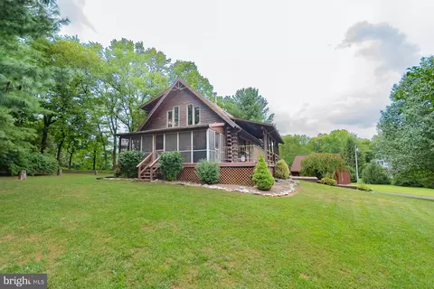 1337 Cedar Ln, Shepherdstown, WV 25443
