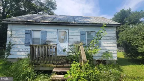 2768 Middleway Pike, Bunker Hill, WV 25413
