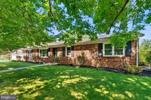 485 Richard St, Martinsburg, WV 25404
