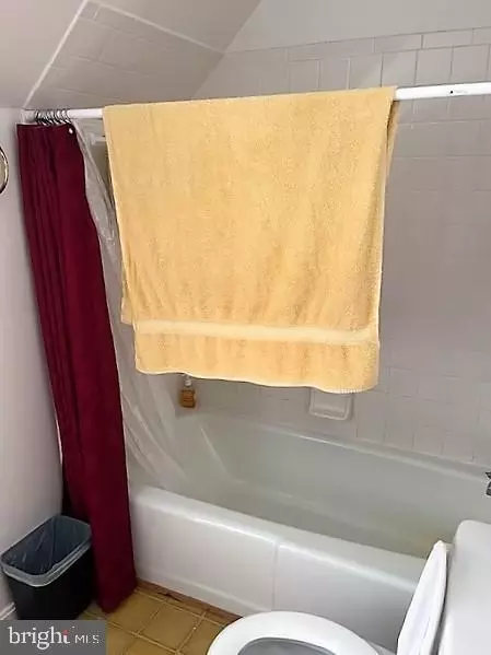 Bath - 51 Moore Ln, Falling Waters, WV 25419 photo 2 of 2