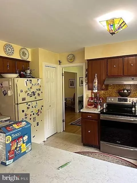 Kitchen - 51 Moore Ln, Falling Waters, WV 25419 photo 3 of 3