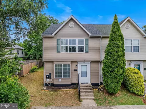 182 Georgetown Sq, Martinsburg, WV 25401