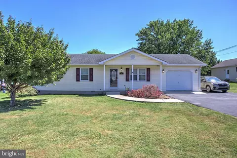 83 Declaration Dr, Inwood, WV 25428