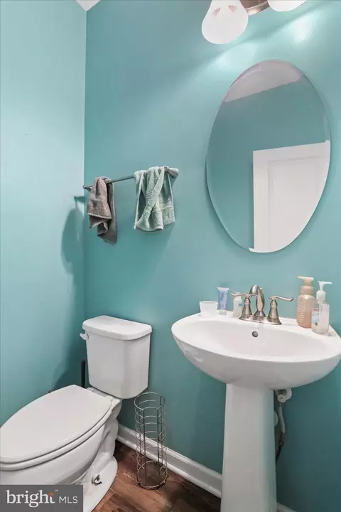 35 Sirocco Ct, Falling Waters, WV 25419 photo 6