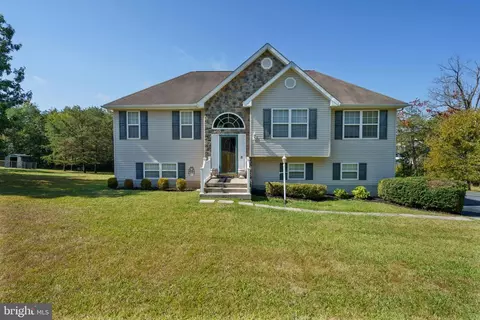 2218 Middleway Pike, Bunker Hill, WV 25413