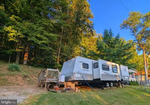 Block 78 Lot 1 Park Blvd, Falling Waters, WV 25419