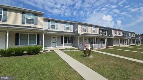 35 Stix Ln, Inwood, WV 25428