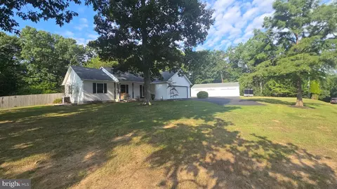 212 Goose Run Ct, Inwood, WV 25428
