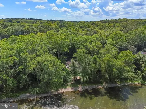 View/Area - 999 Aspero Ln, Falling Waters, WV 25419 photo 6 of 9