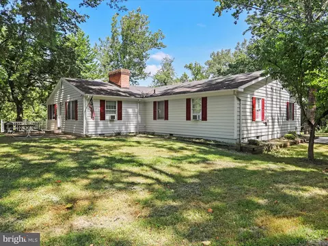 Exterior - 999 Aspero Ln, Falling Waters, WV 25419 photo 4 of 13