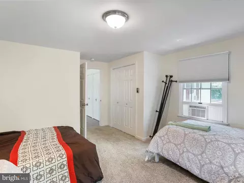 Bedroom - 999 Aspero Ln, Falling Waters, WV 25419 photo 2 of 9